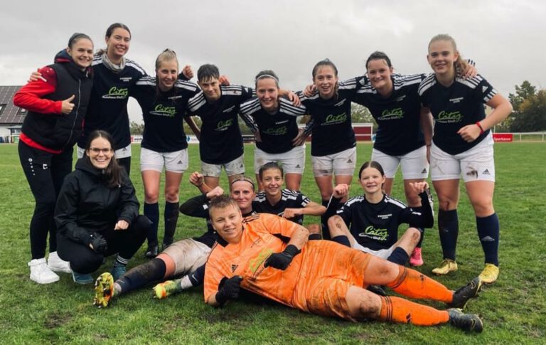 Mit Sieg auf Platz drei !